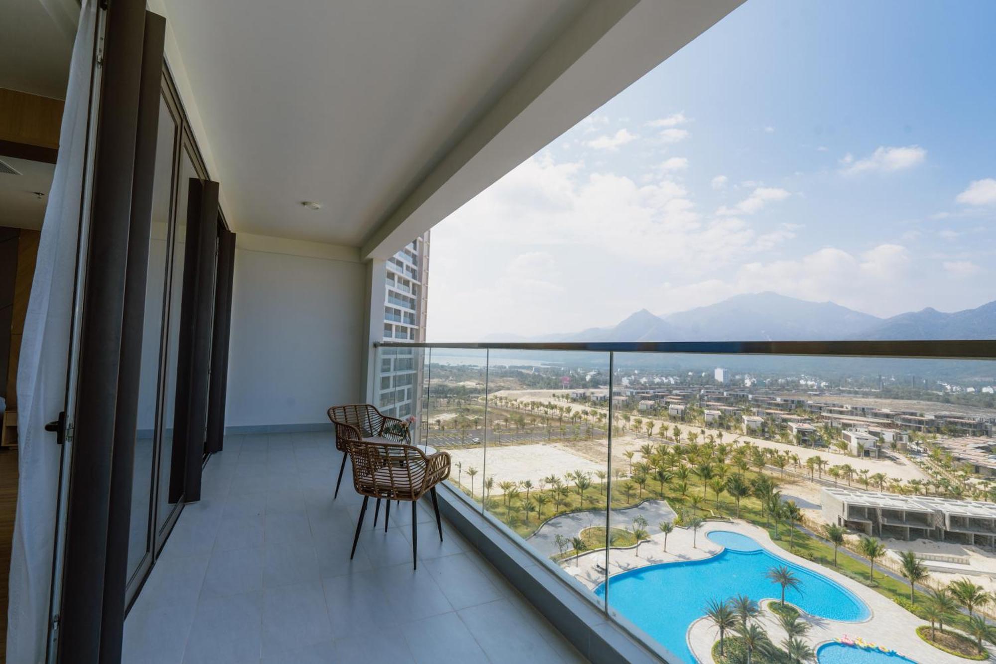 Aquamarine Beachfront Resort & Spa Cam Ranh Εξωτερικό φωτογραφία