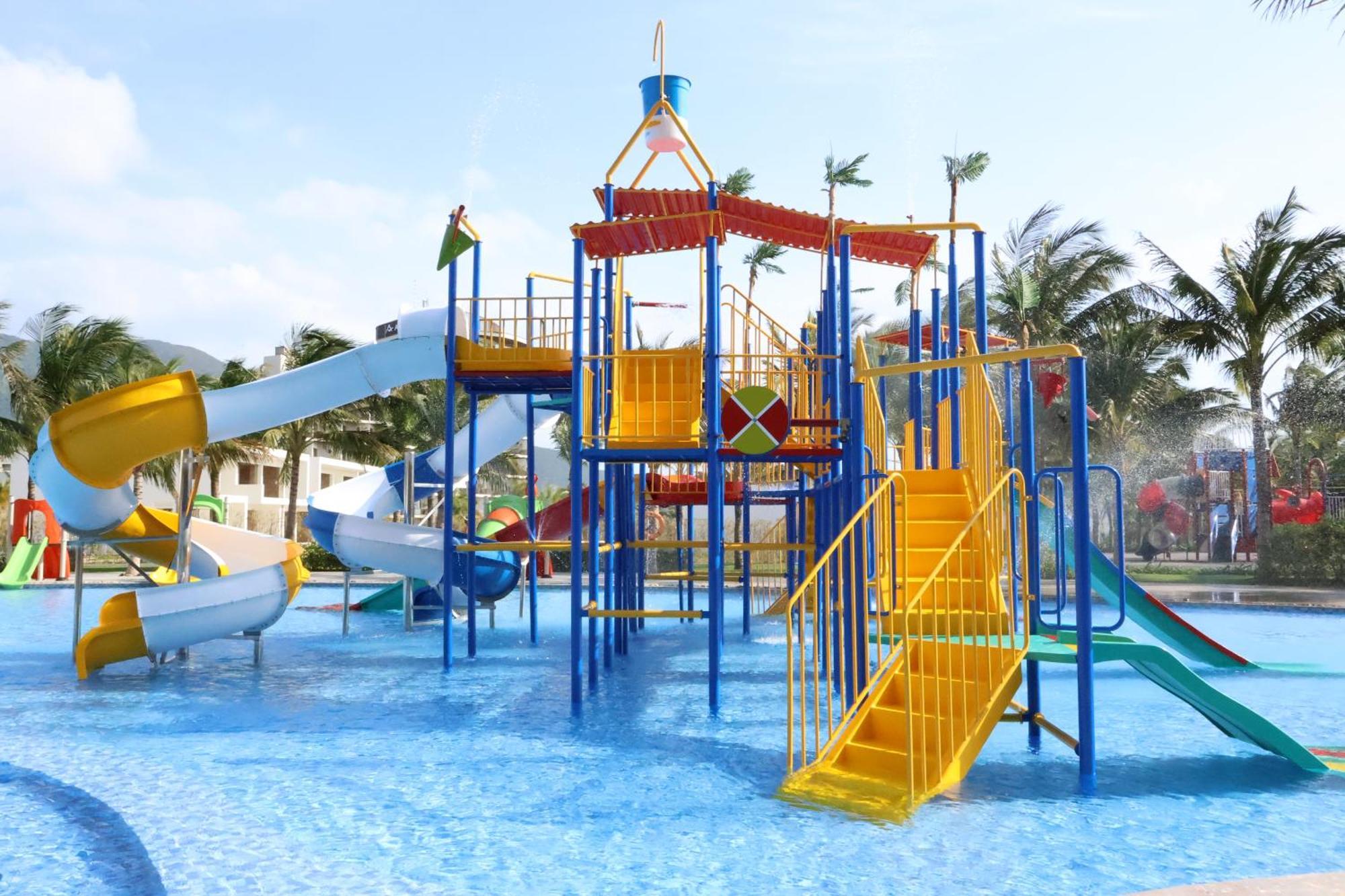 Aquamarine Beachfront Resort & Spa Cam Ranh Εξωτερικό φωτογραφία