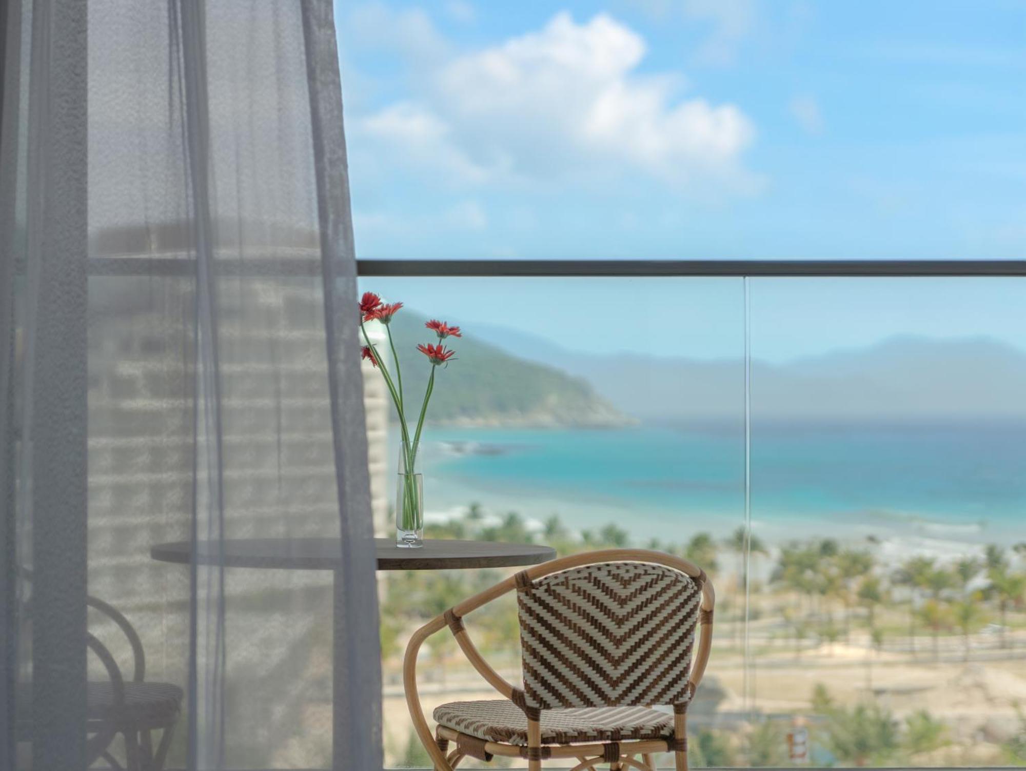 Aquamarine Beachfront Resort & Spa Cam Ranh Εξωτερικό φωτογραφία